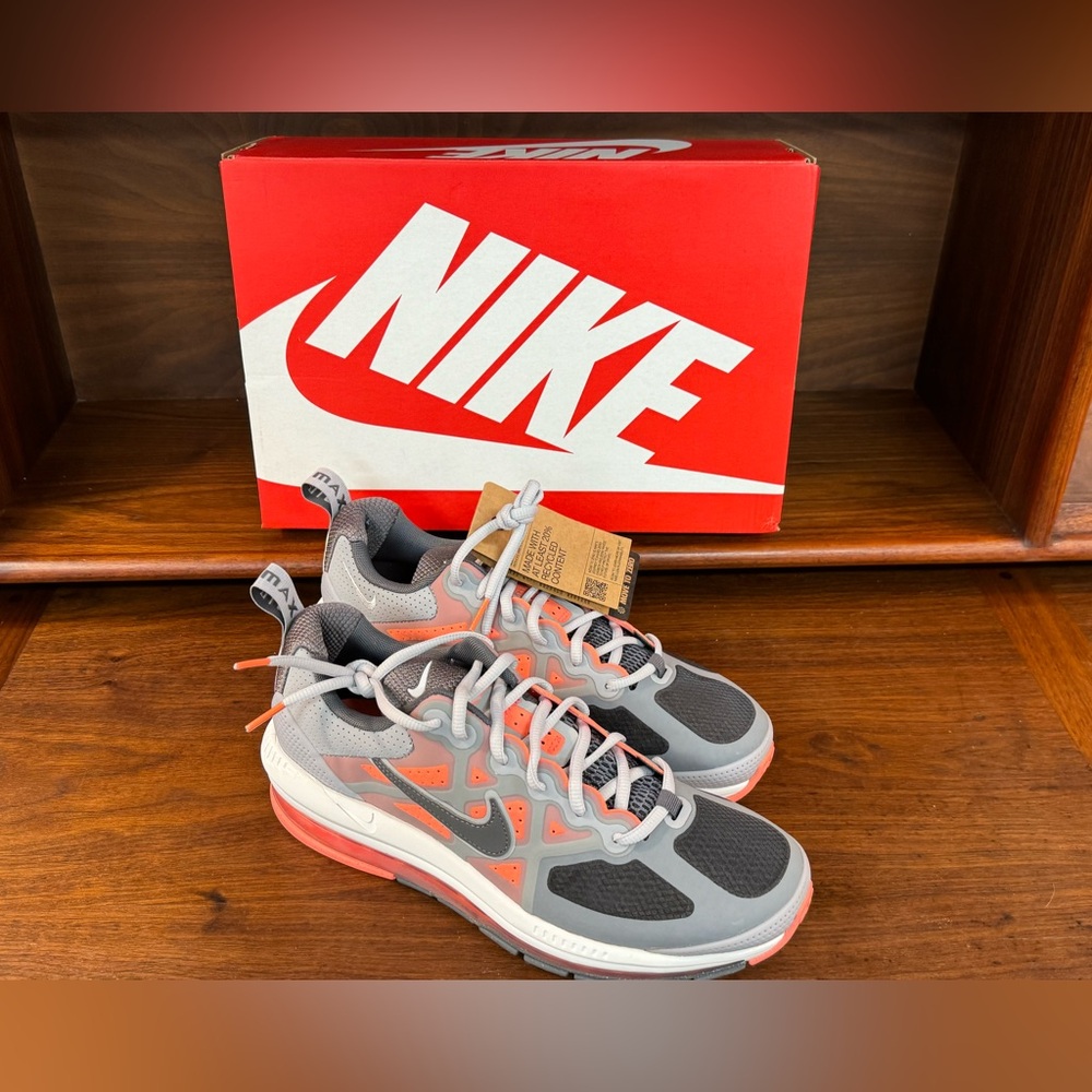 NEW Nike Air Max Genome Shoes, Lt Smoke Grey/Iron Grey, Size 9, CW1648-004